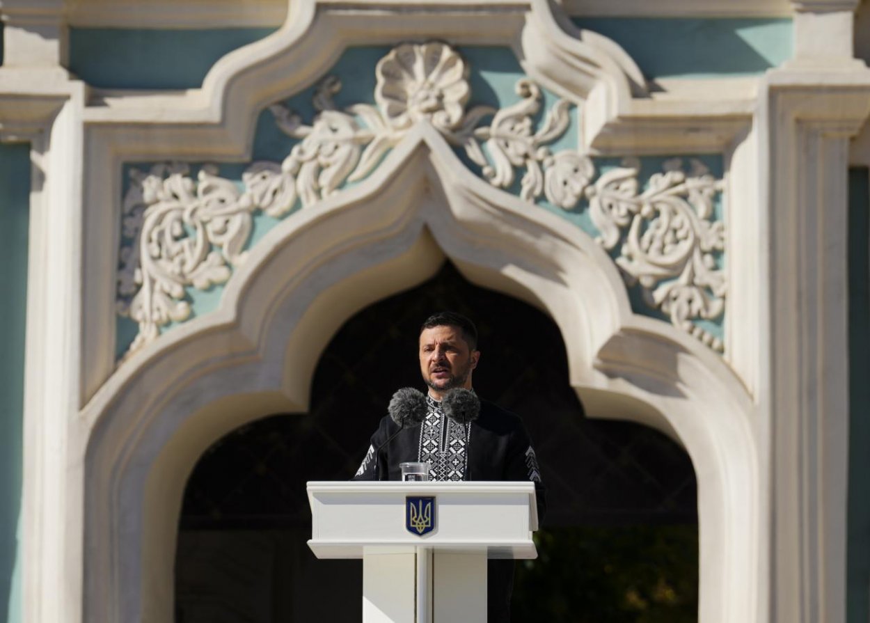 Ukrajina si pripomína Deň nezávislosti; na oslavách sa zúčastnil aj Kellogg