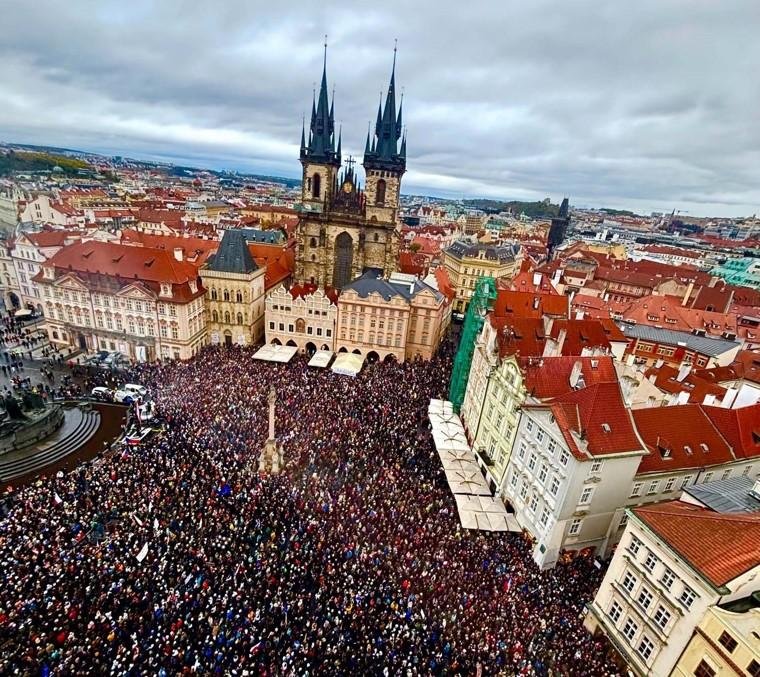 Milion chvilek odsúdil vyhrážky Babišovi, nenávisť vraj nepodnecuje