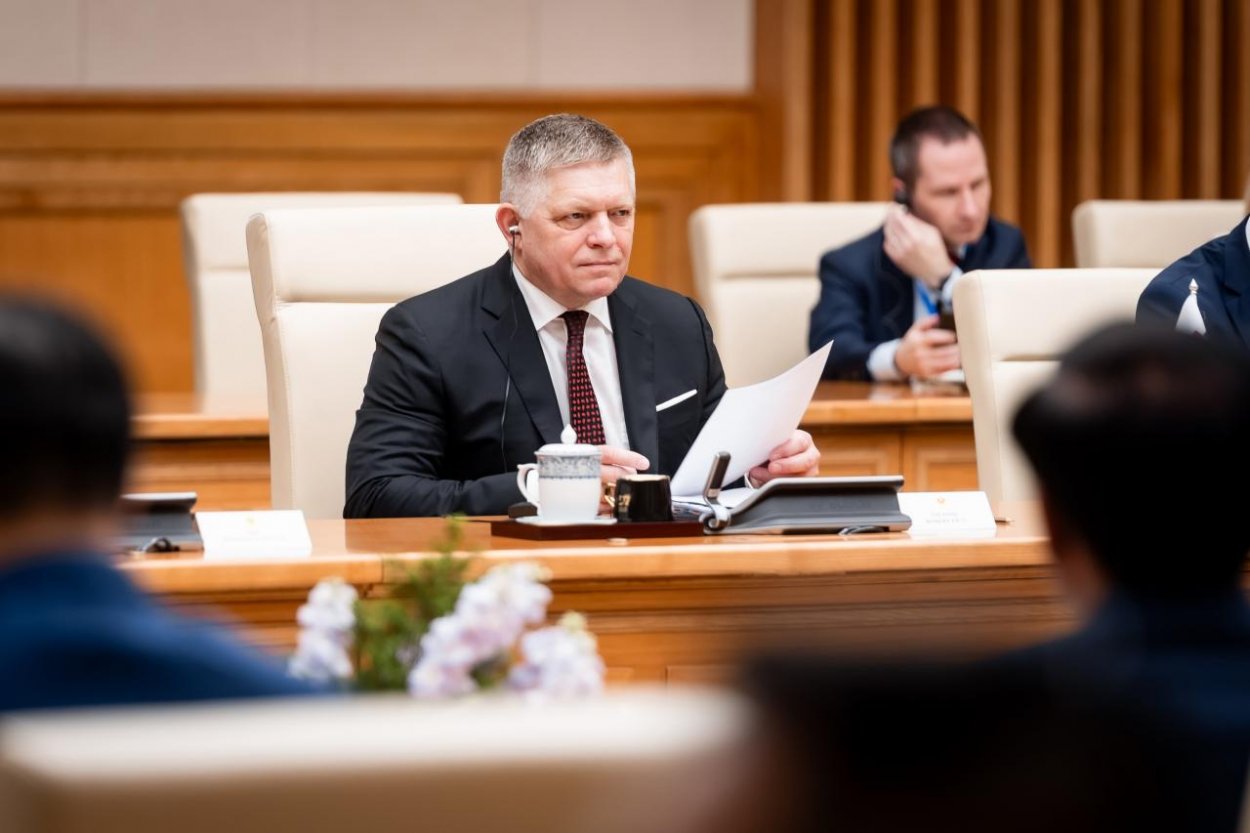 Poľsko nechce Ficovi dovoliť prelet do Moskvy