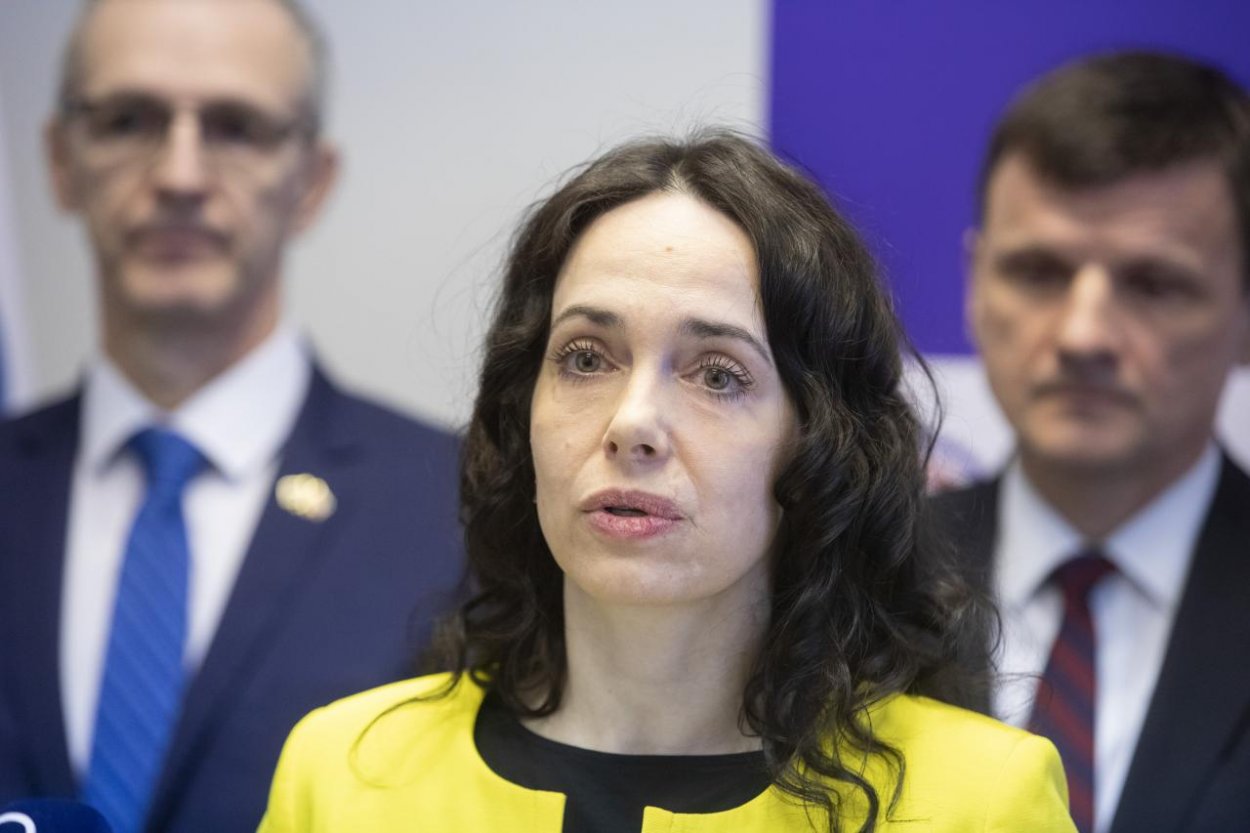 .neparlamentná alternatíva: Ako reformovať školstvo