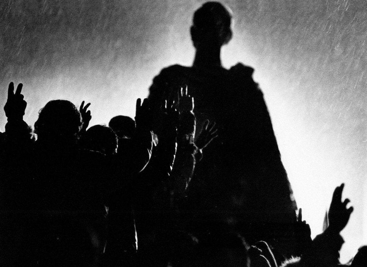 Esej: Západná demokracia má ohrozené základy