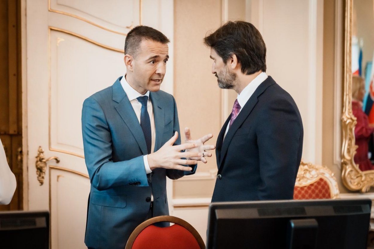 Drucker chce zredukovať počet stredných škôl aspoň o 200