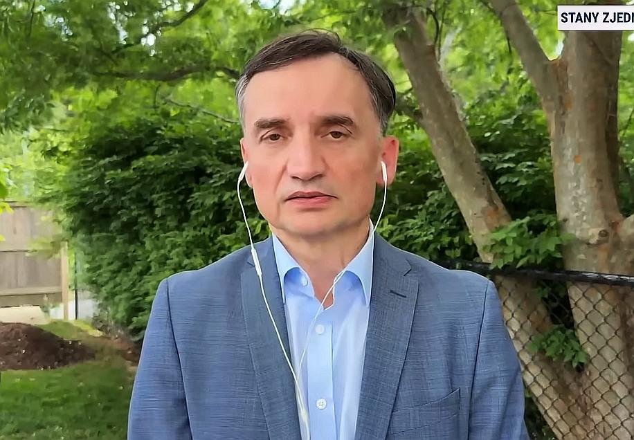Denník Gazeta Wyborcza: Trump osobne rozhodol o udelení víz Ziobrovi