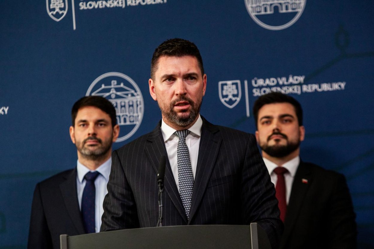 Takáč: V okresoch Dunajská Streda a Komárno sa potvrdil výskyt slintačky a krívačky