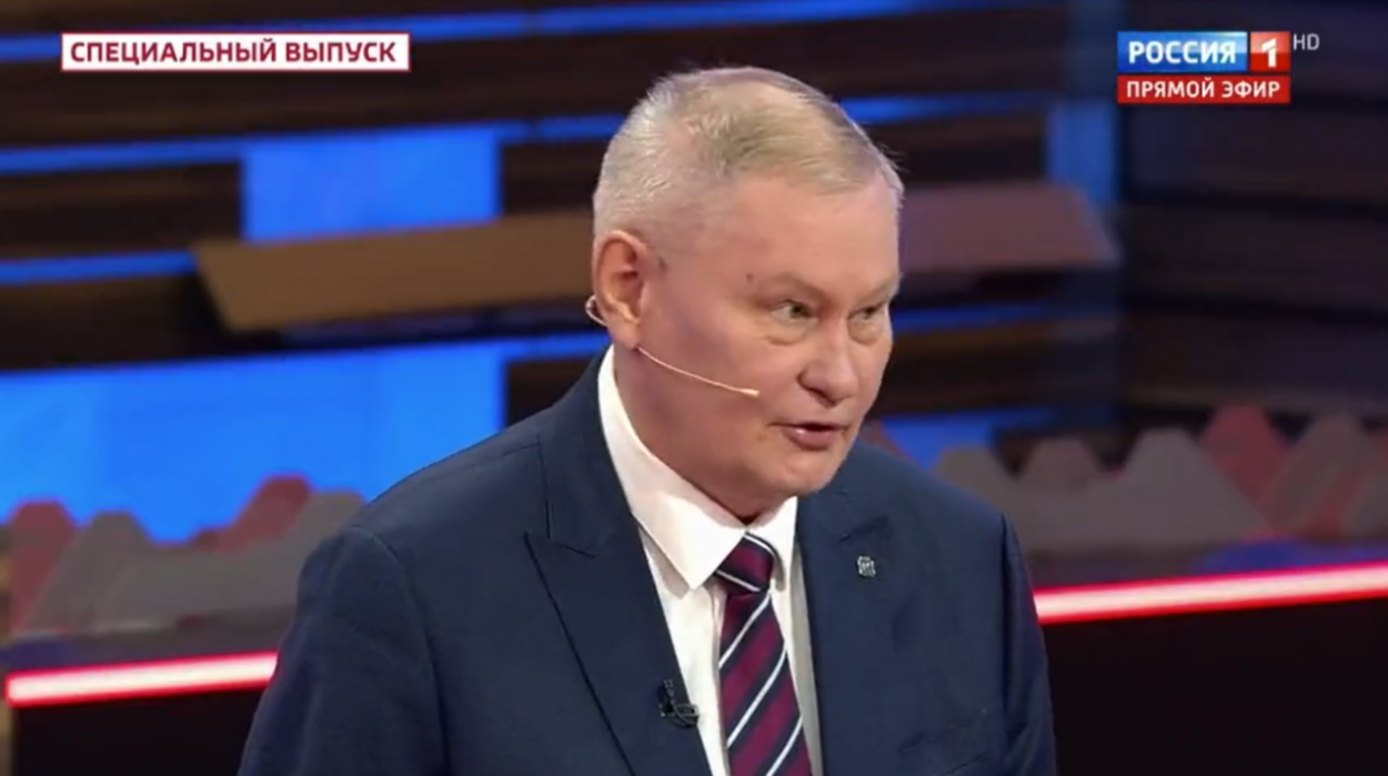 Bývalý ruský plukovník v štátnej televízii otvorene skritizoval inváziu na Ukrajinu a ruskú propagandu