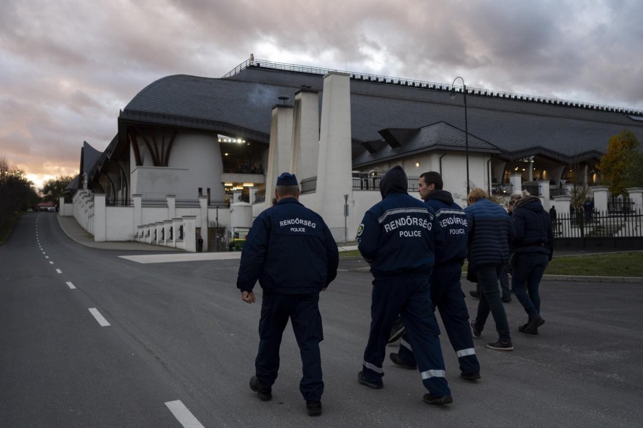 Orbán nariadil zvýšené kontroly polície kvôli iránsko-izraelskej vojne