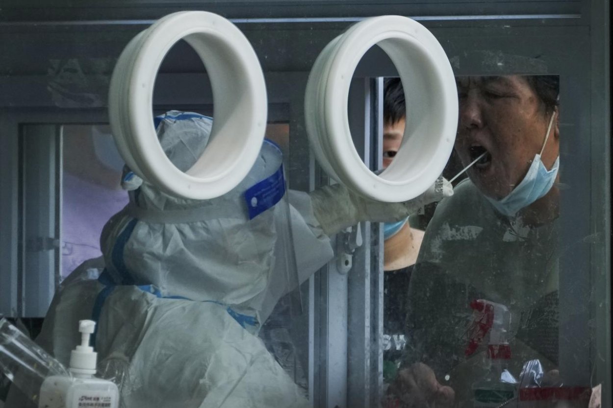 Asi piatim percentám ľudí sa po prekonaní covidu nevráti čuch alebo chuť