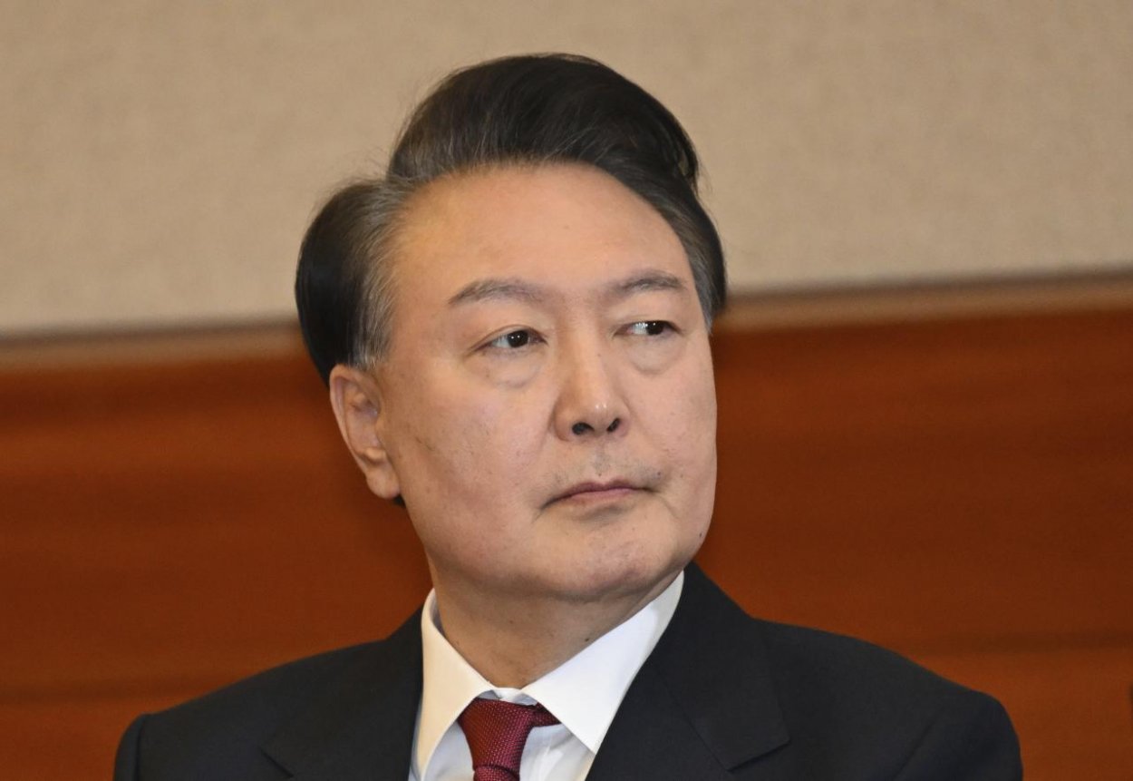 Juhokórejská prokuratúra nariadila prepustenie prezidenta Juna z väzby