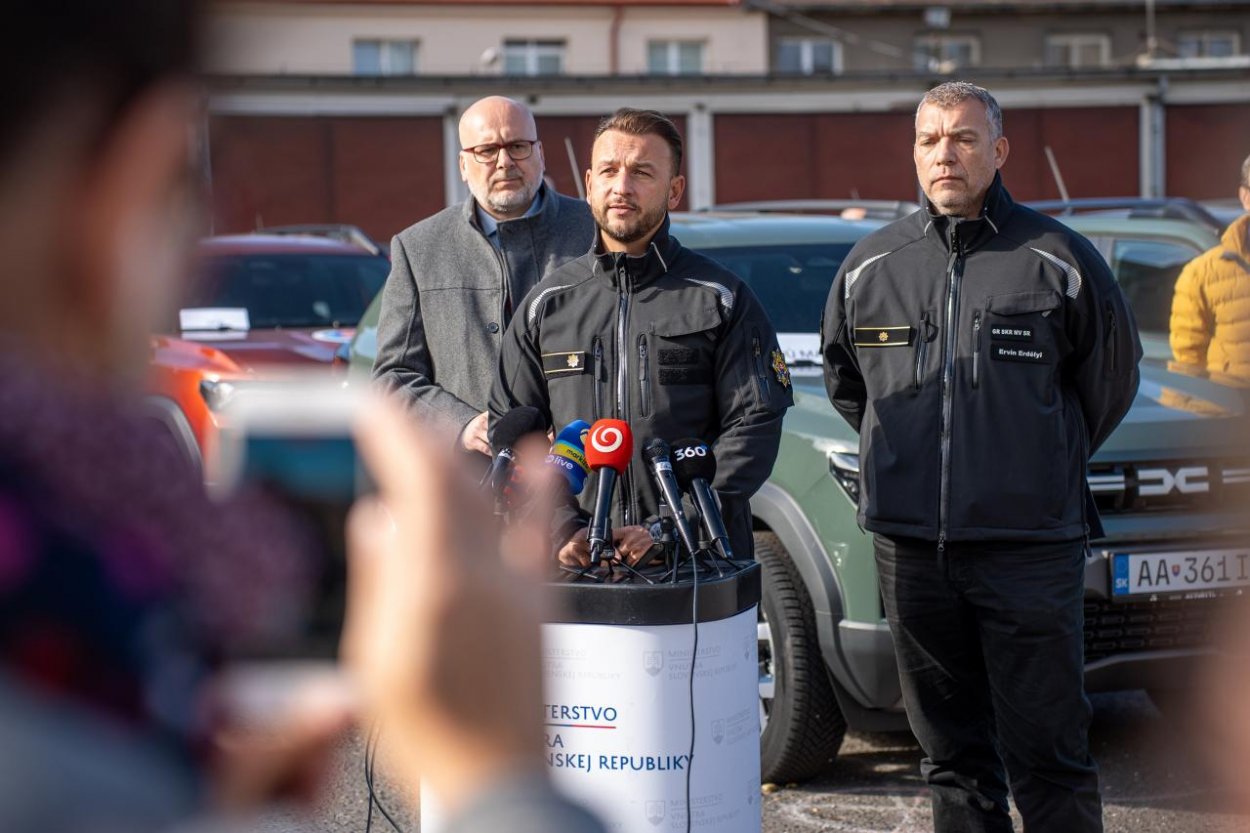 Krúpa avizuje podanie návrhu na odvolanie Matúša Šutaja Eštoka z funkcie