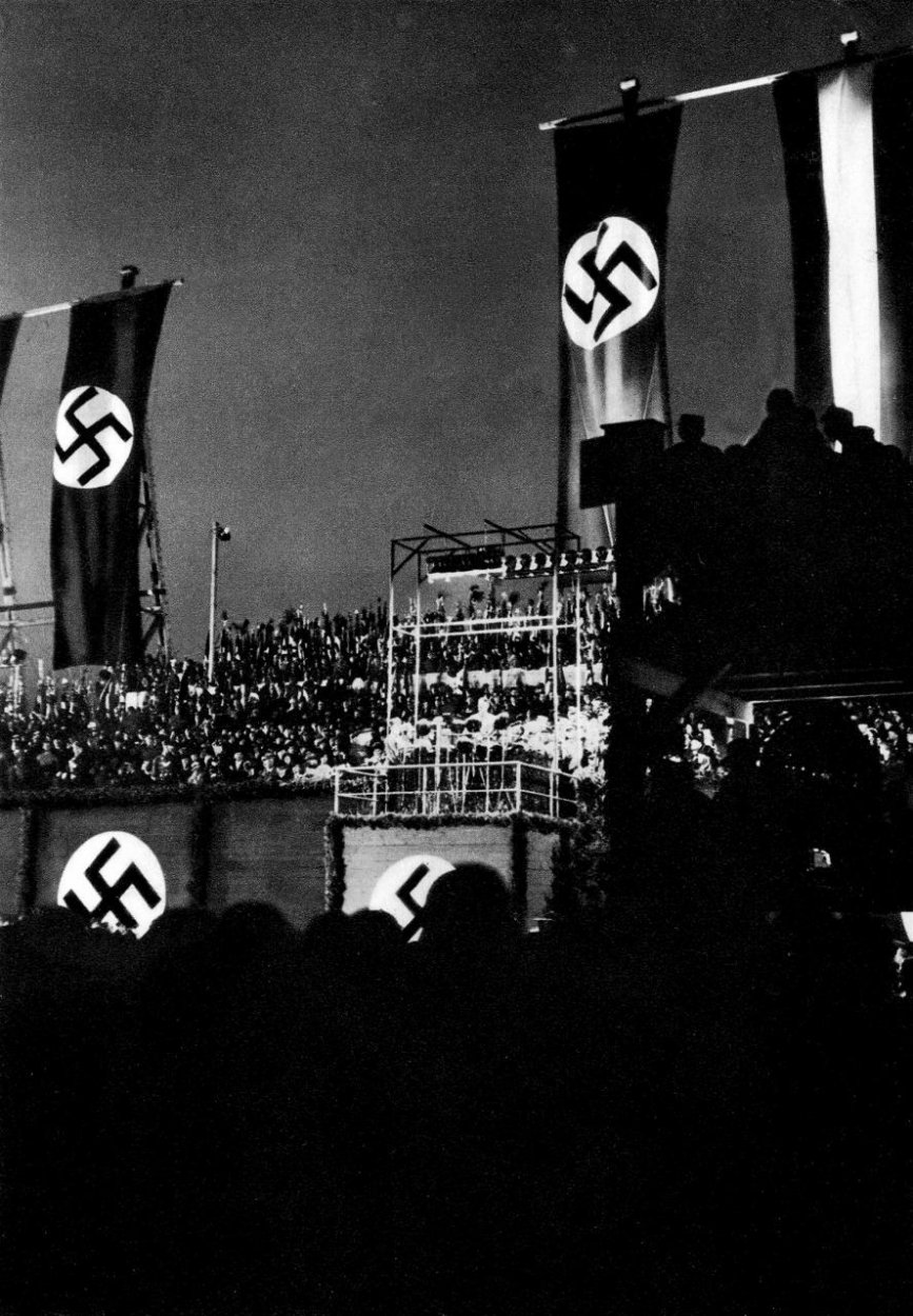 Esej: Hovoríme o extrémizme?