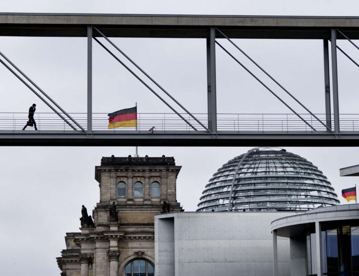 V Nemecku prijali nové pravidlá týkajúce sa azylu, migrácie aj deportácií