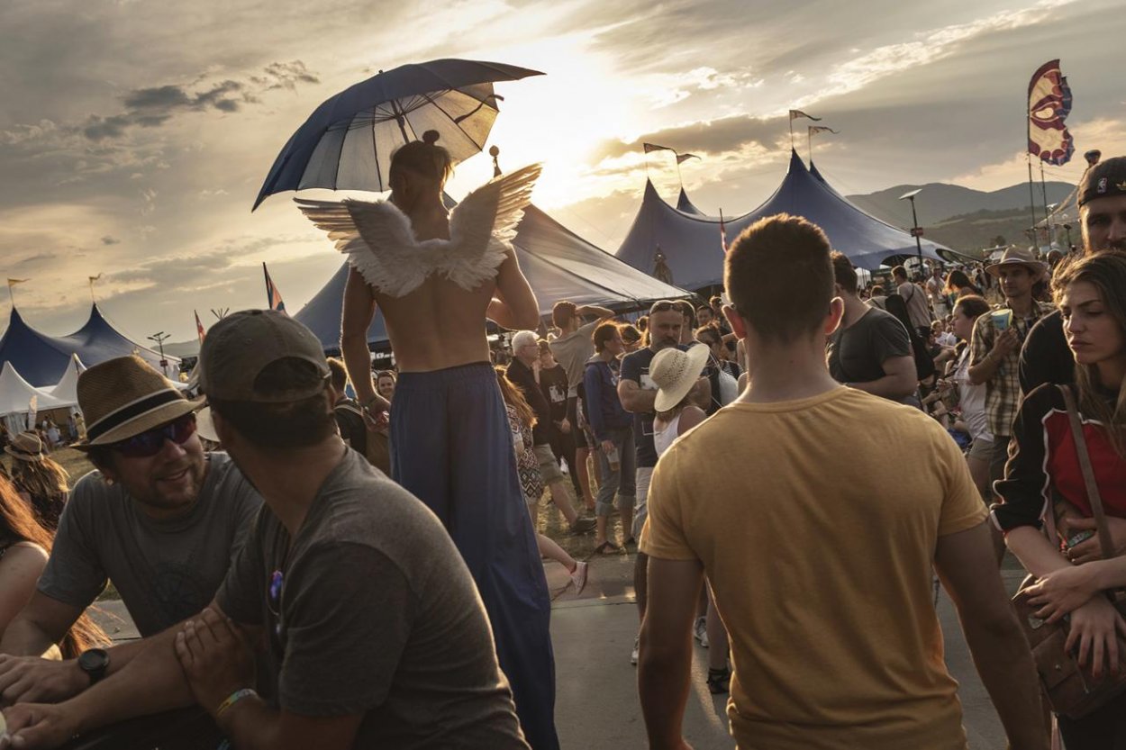 Nie všetko sa dá objednať: Prečo stále potrebujeme festivaly, jarmoky a letné stretnutia v uliciach?