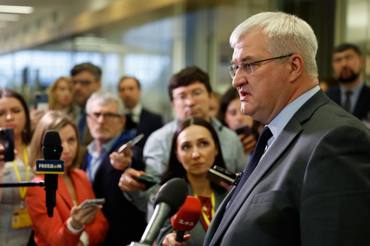 Kyjev varuje občanov Ukrajiny pred cestami do Maďarska