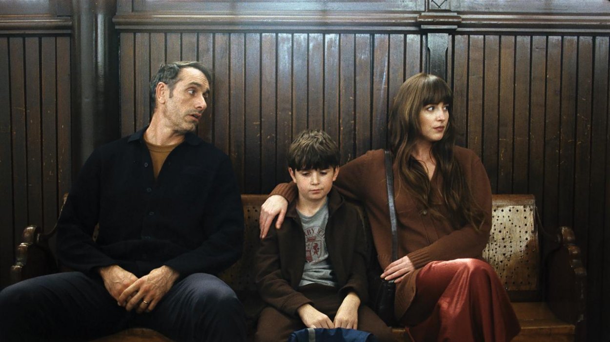 Filmy .týždňa: Otvorené vzťahy, pochod smrti a Hollywood v Seredi