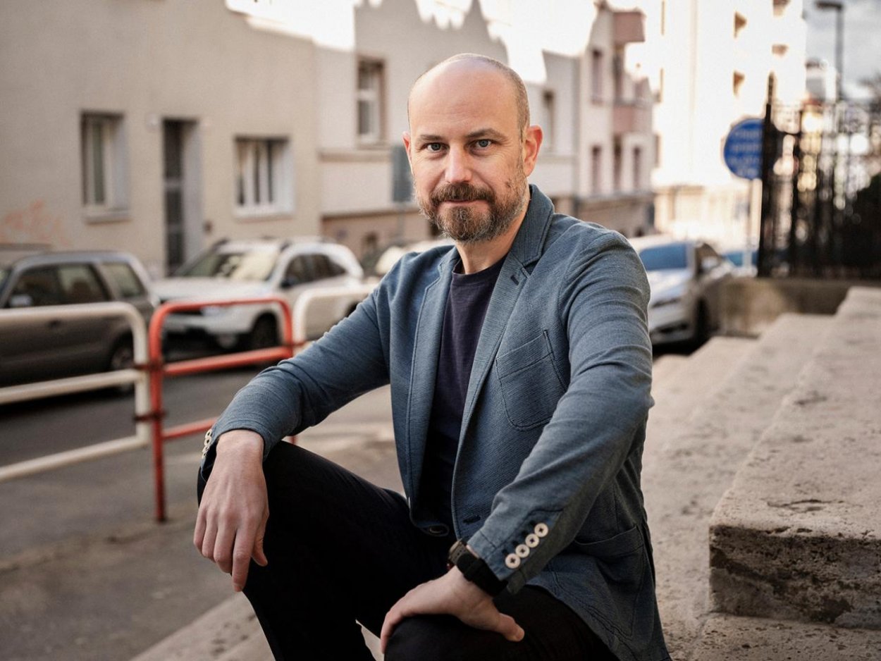 Jurzyca vs. Bilčík: Zregulovať Facebook?