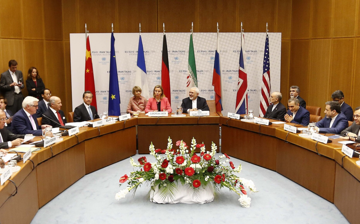 Irán: Ak USA chcú opäť rokovať, musia vylúčiť akékoľvek ďalšie útoky