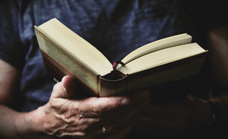 #TREBA čítať beletriu, bez žien by zakapala