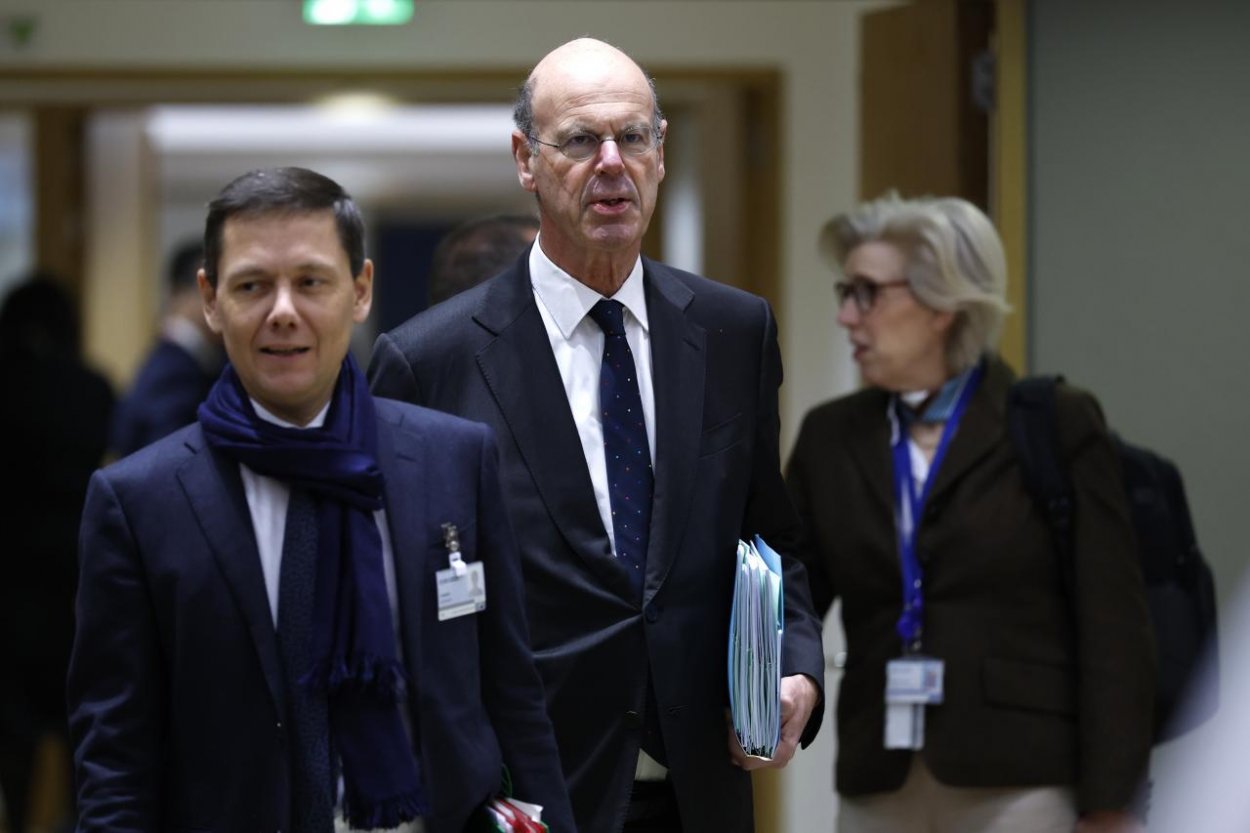 Francúzsky minister financií označil obchodnú vojnu medzi USA a Európou za „idiotskú“