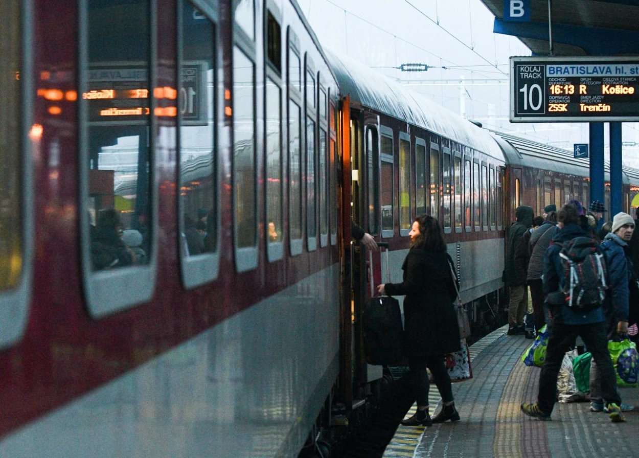 Ombudsmanka spúšťa prieskum bezbariérovosti slovenských vlakov