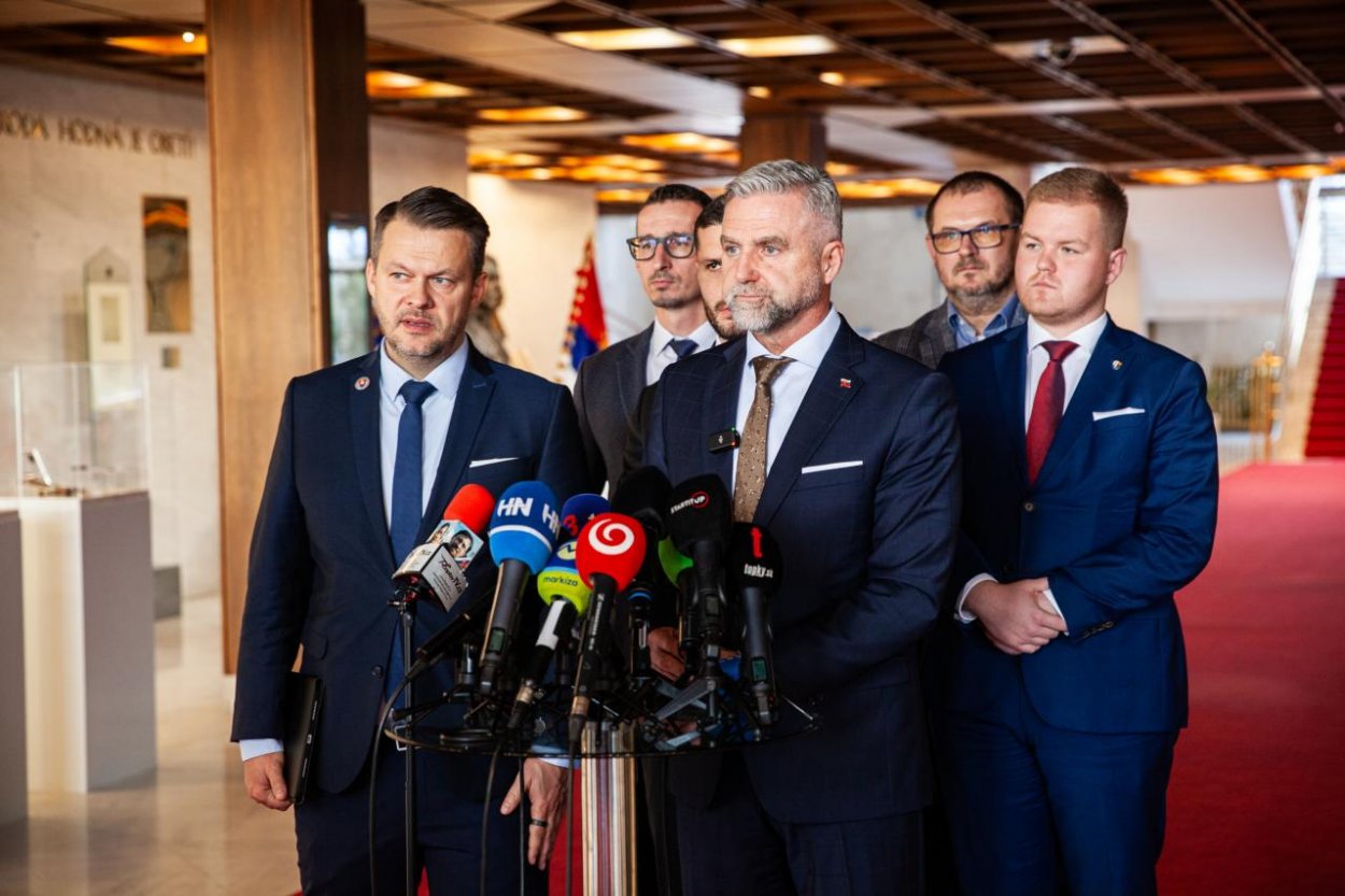 Migaľ: Strana Hlas-SD sa mení na Smer-SD, verím, že za ideály malo zmysel bojovať