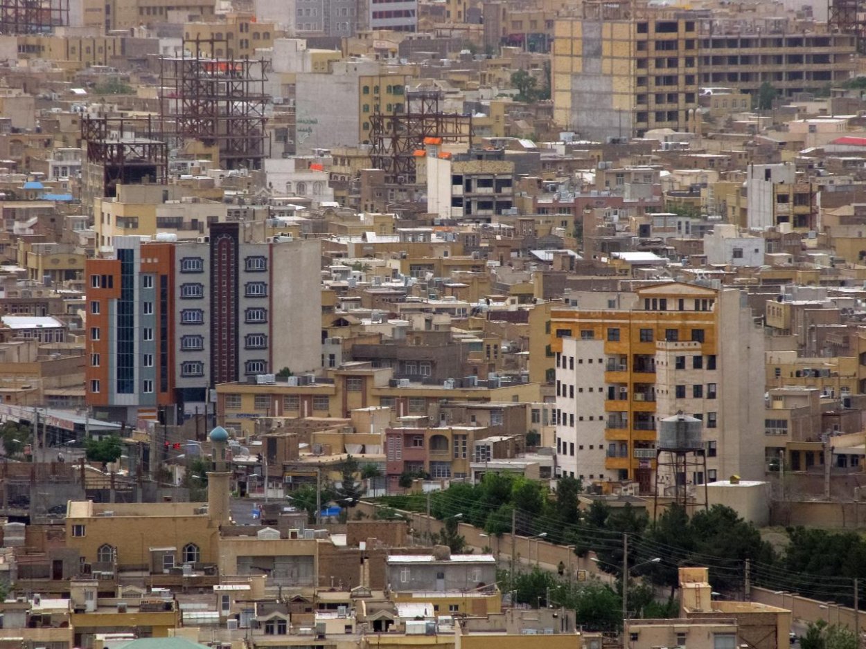 Pri útoku na mesto Qom južne od Teheránu zabili vysokopostaveného iránskeho predstaviteľa