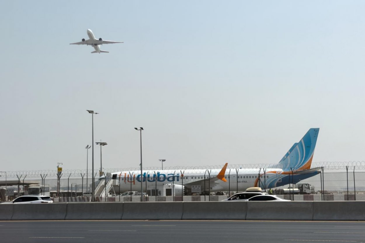 Pilot sa zrejme pokúsil uniesť lietadlo smerujúce z Dubaja do Izraela, uvádzajú médiá