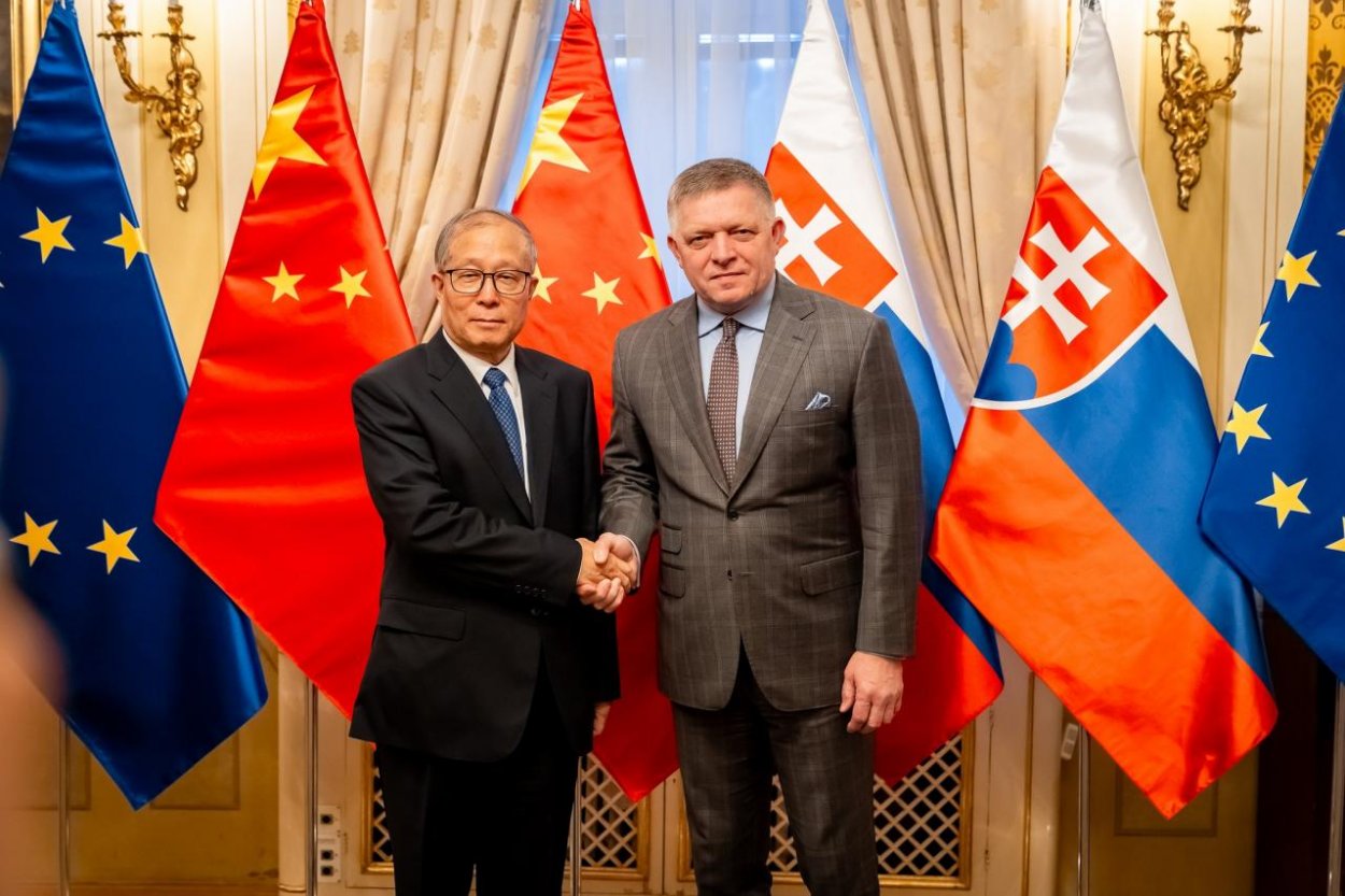 Premiér prijal Li Chung-čunga, hlavnou témou stretnutia boli vzťahy Slovenska a Číny