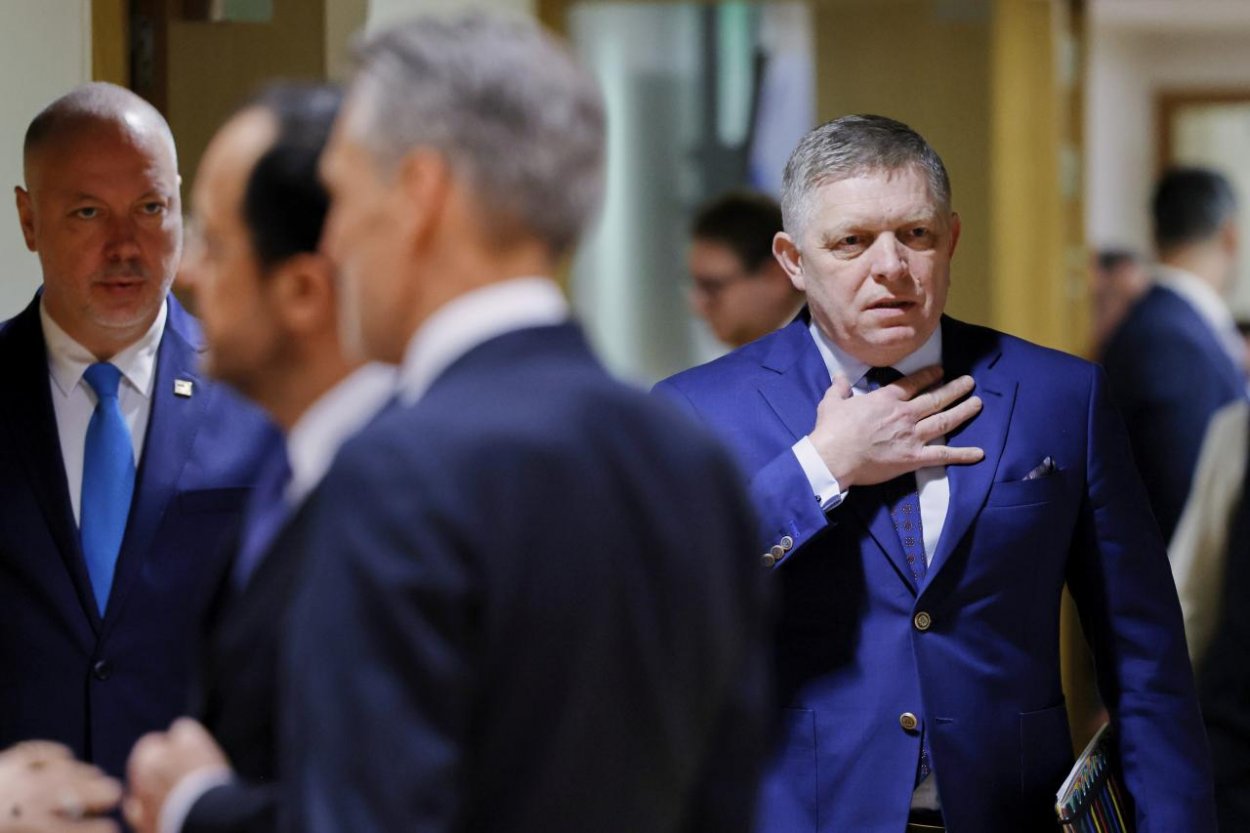 Robert Fico telefonoval so šéfkou Európskej komisie