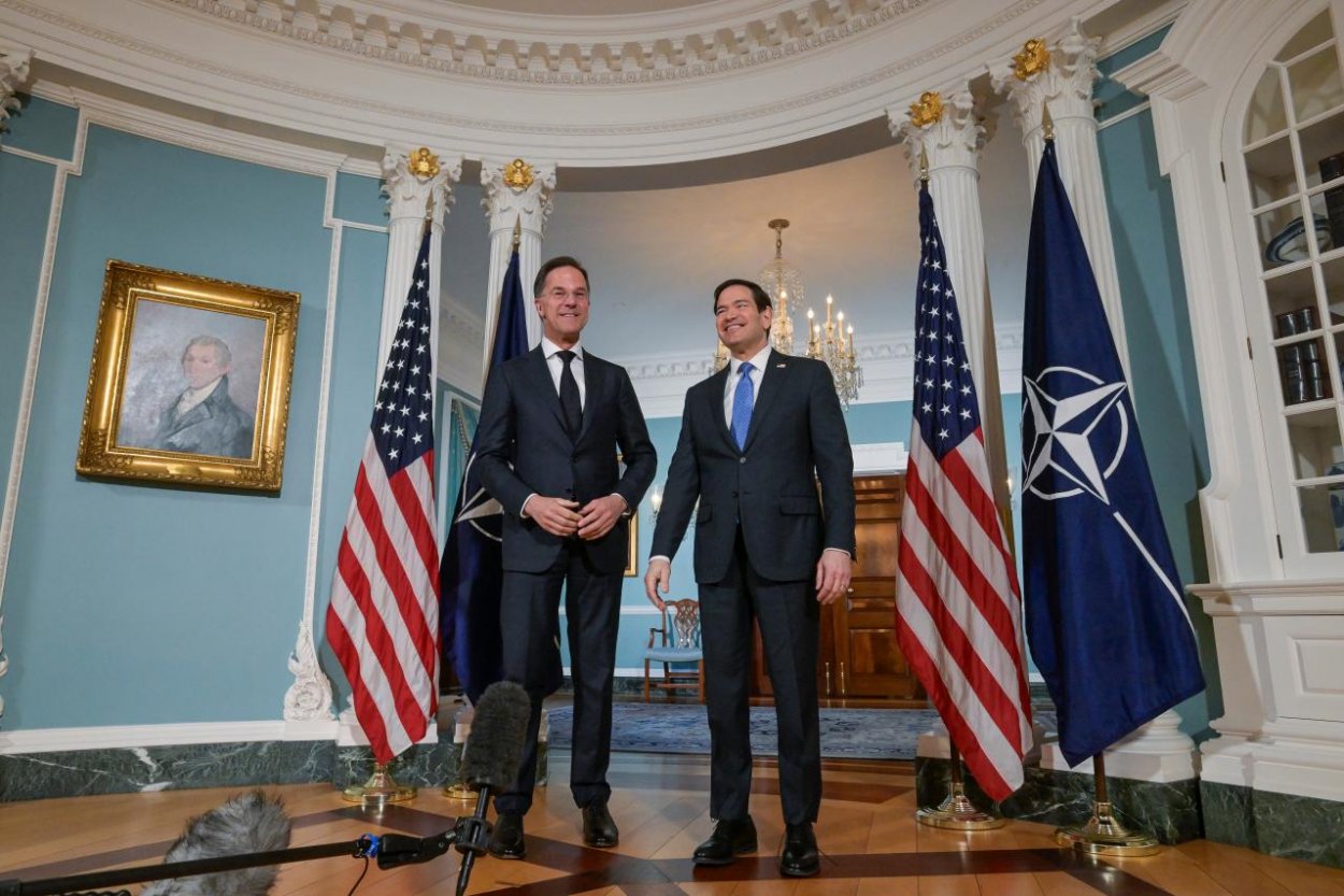 Rutte vo Washingtone: Trump je zjavne sklamaný zo spojencov v NATO