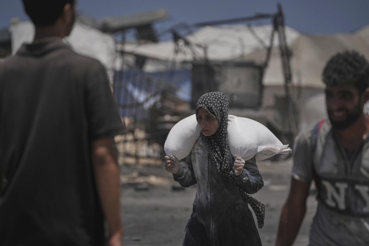 EÚ vyzýva Izrael, aby zastavil zabíjanie civilistov pri centrách humanitárnej pomoci v Pásme Gazy