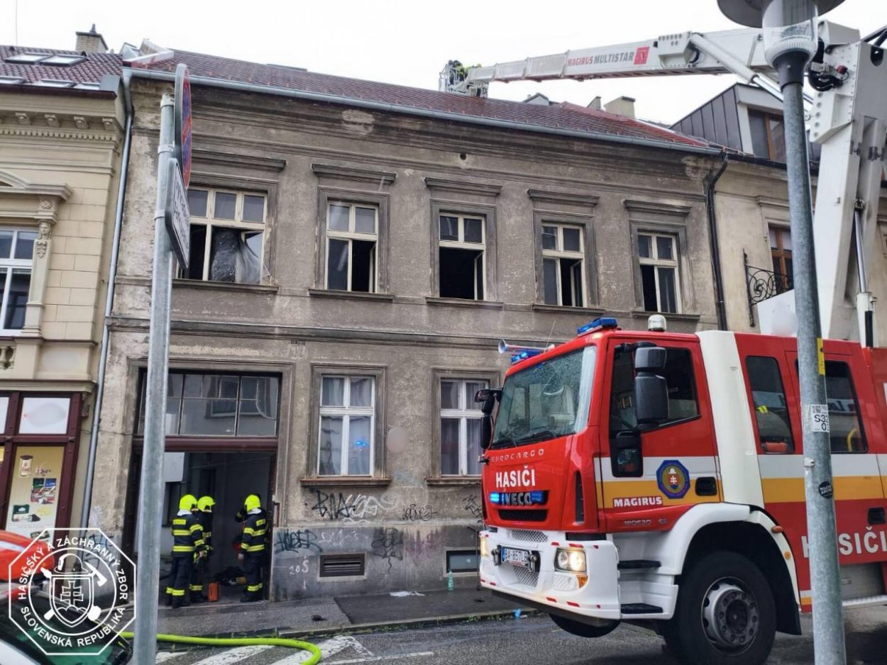 Opozícia vyčíta koalícii, že neumožnila rokovanie výboru k hasičským autám