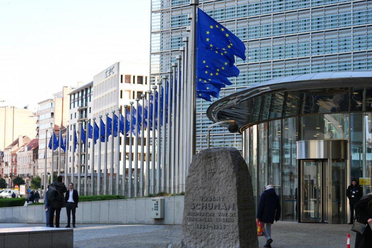 EÚ pripravuje tvrdší balík sankcií proti Rusku