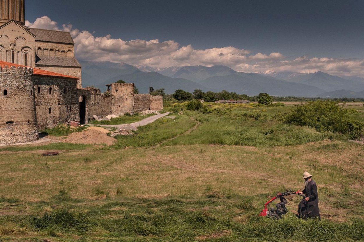 Na ceste Gruzínskom