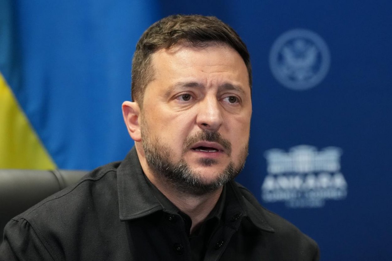 Zelenskyj po ruských útokoch vyzval spojencov na dodanie protiraketových striel