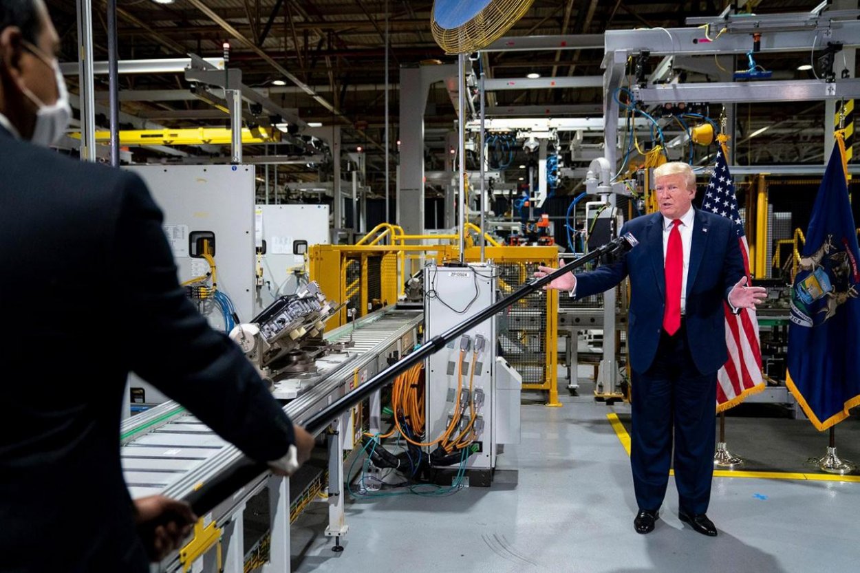 Marína Gálisová: In dlh we trust