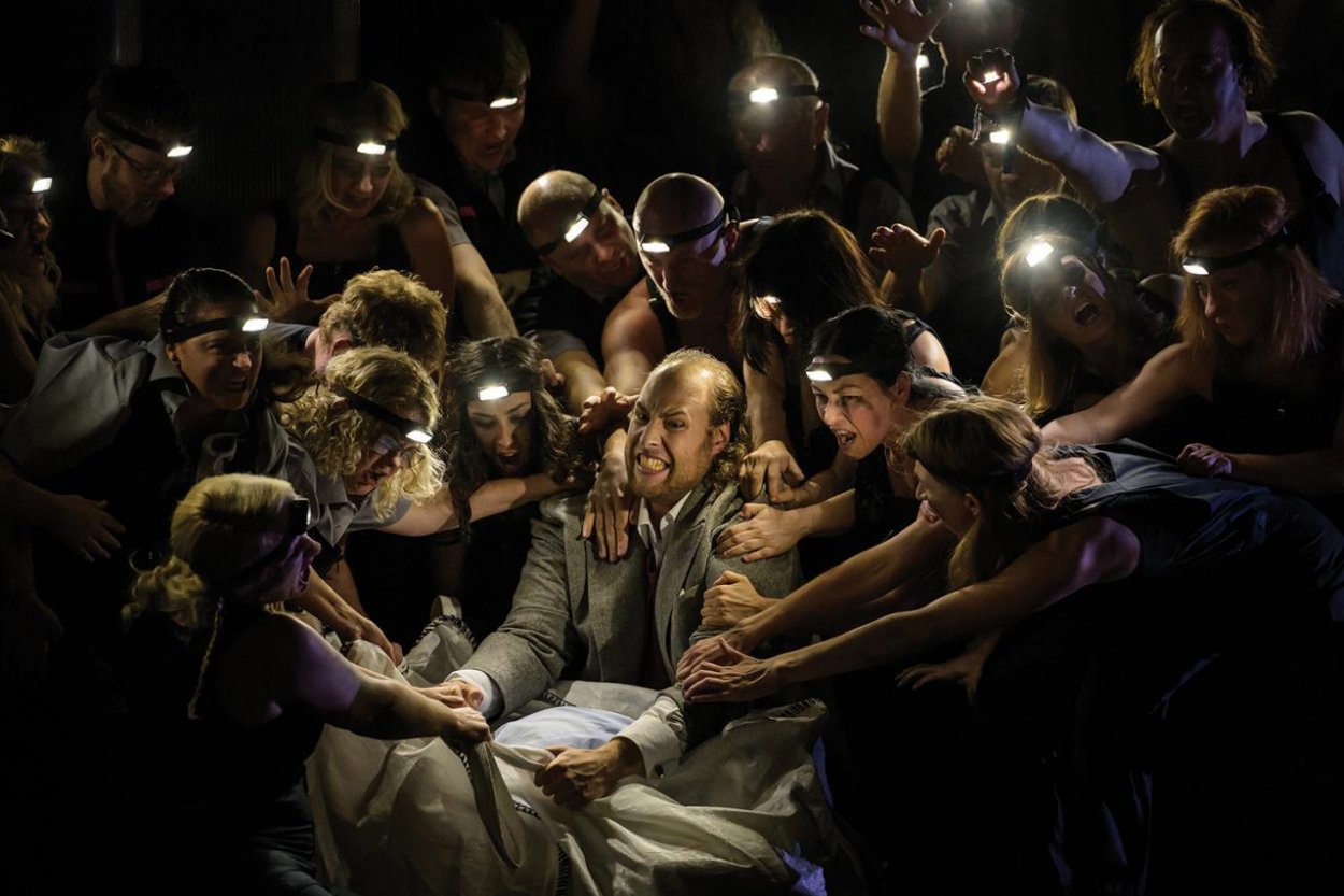 Mozartov Idomeneo štartuje opernú sezónu v Prahe. Spracovanie riskantné, výsledok úspešný