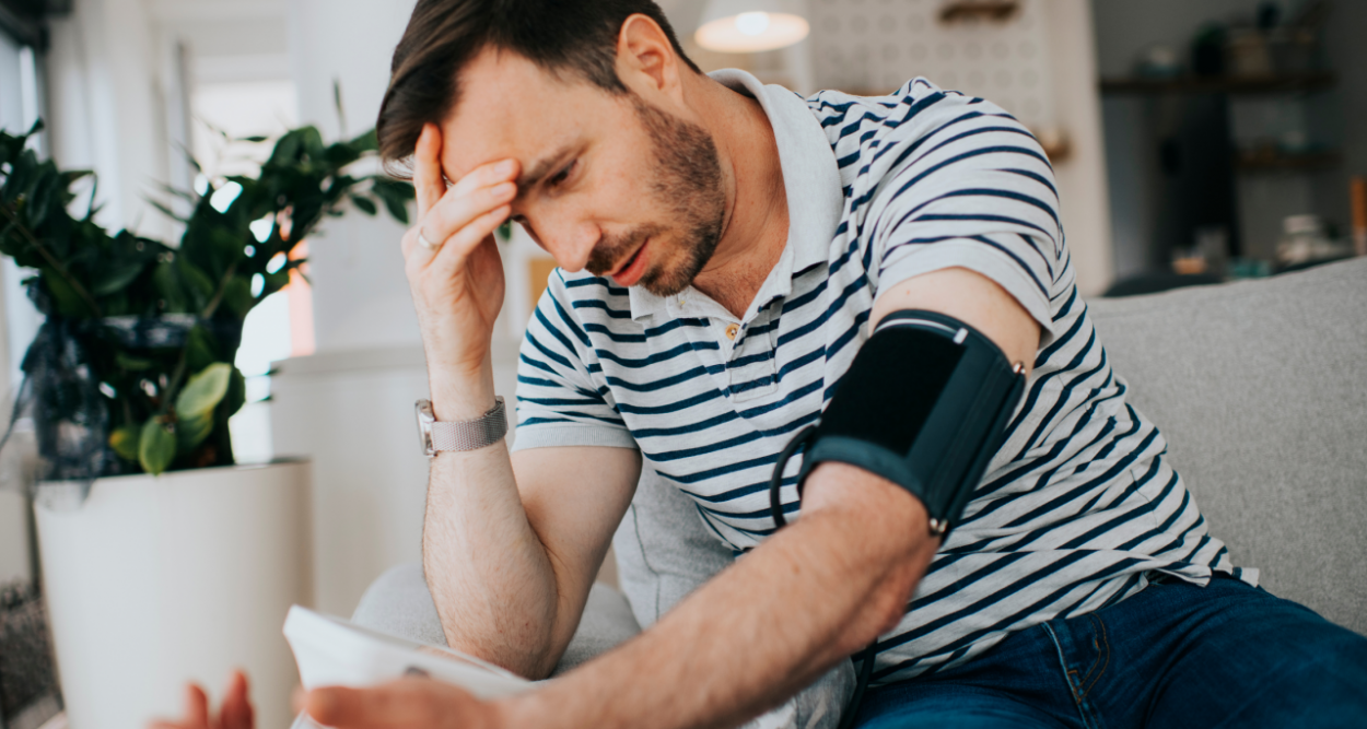 Nebolí, no potichu poškodzuje vaše zdravie. Vysoký krvný tlak netreba podceňovať