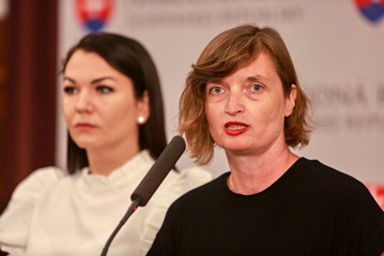 PS vyzýva prezidenta, aby vetoval novelu zákona o obecnej polícii z dielne SNS