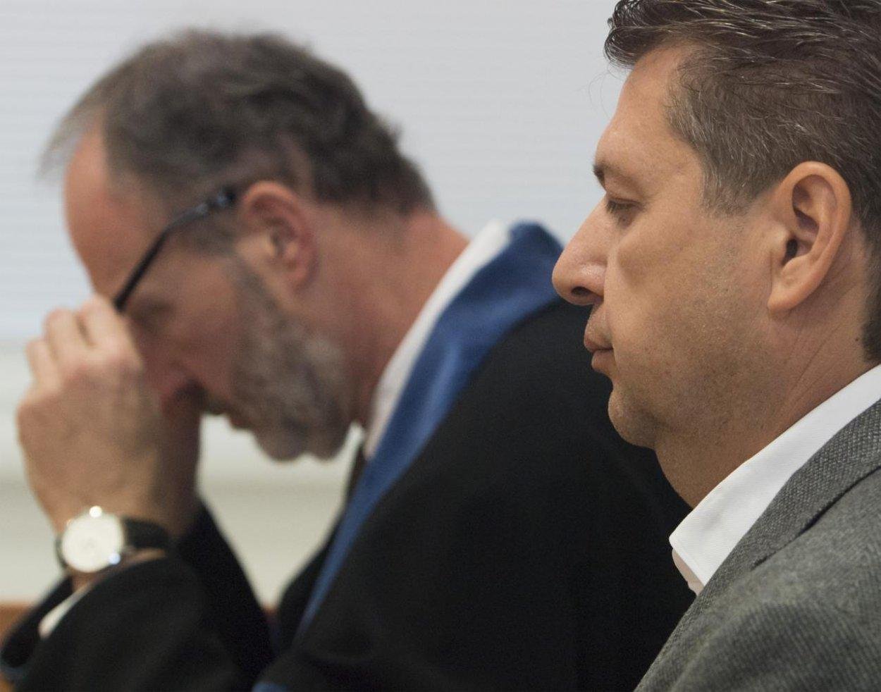 Okresný súd Trenčín prepustil Bašternáka na slobodu.