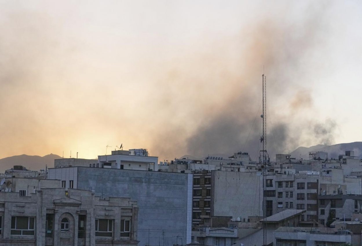 SR pre vojenskú eskaláciu dočasne uzatvorila veľvyslanectvo v Teheráne