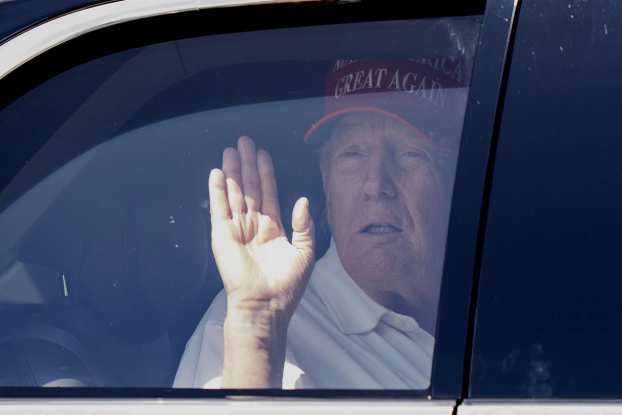 USA: Vláda zastavila financovanie Rádia Slobodná Európa a ďalších staníc