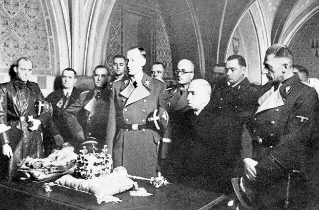 Mučedníka svatého Václava nechal národ trpět i tisíc let po jeho smrti