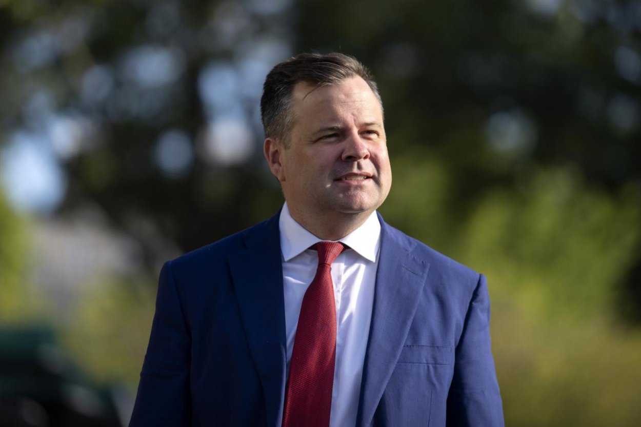 Trump poveril vedením tajných služieb lojálneho spojenca bez skúseností