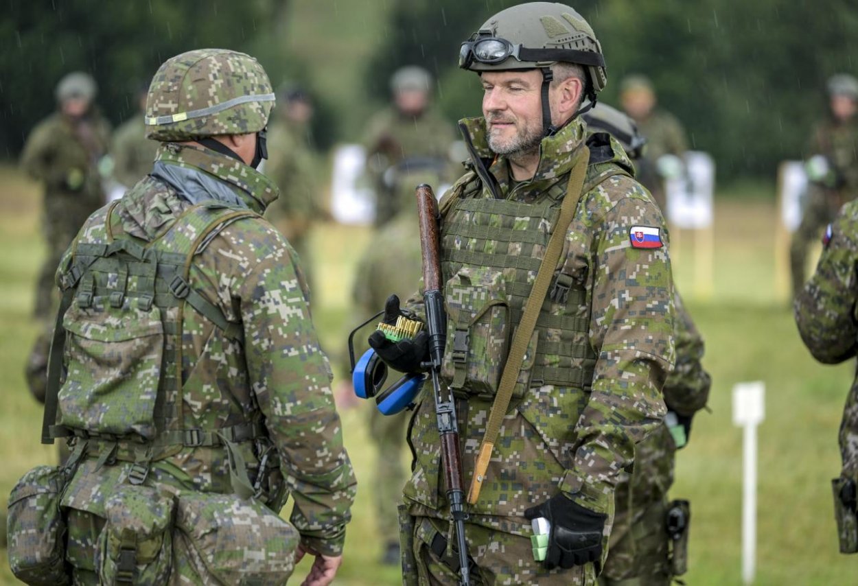 Pellegrini podporuje Fica v snahe vyjednať čo najlepšie podmienky