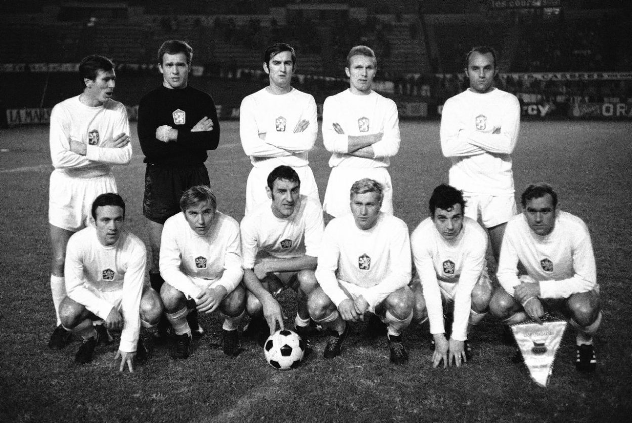 Korunný princ slovenského futbalu: Jozef Adamec 1942 – 2018