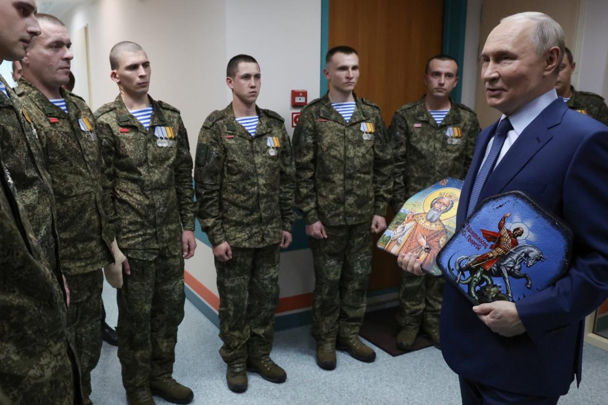 Ukrajina ONLINE: Putin už štvrtýkrát tento rok zväčšil armádu. Od marca jej pribudlo takmer 48-tisíc vojakov