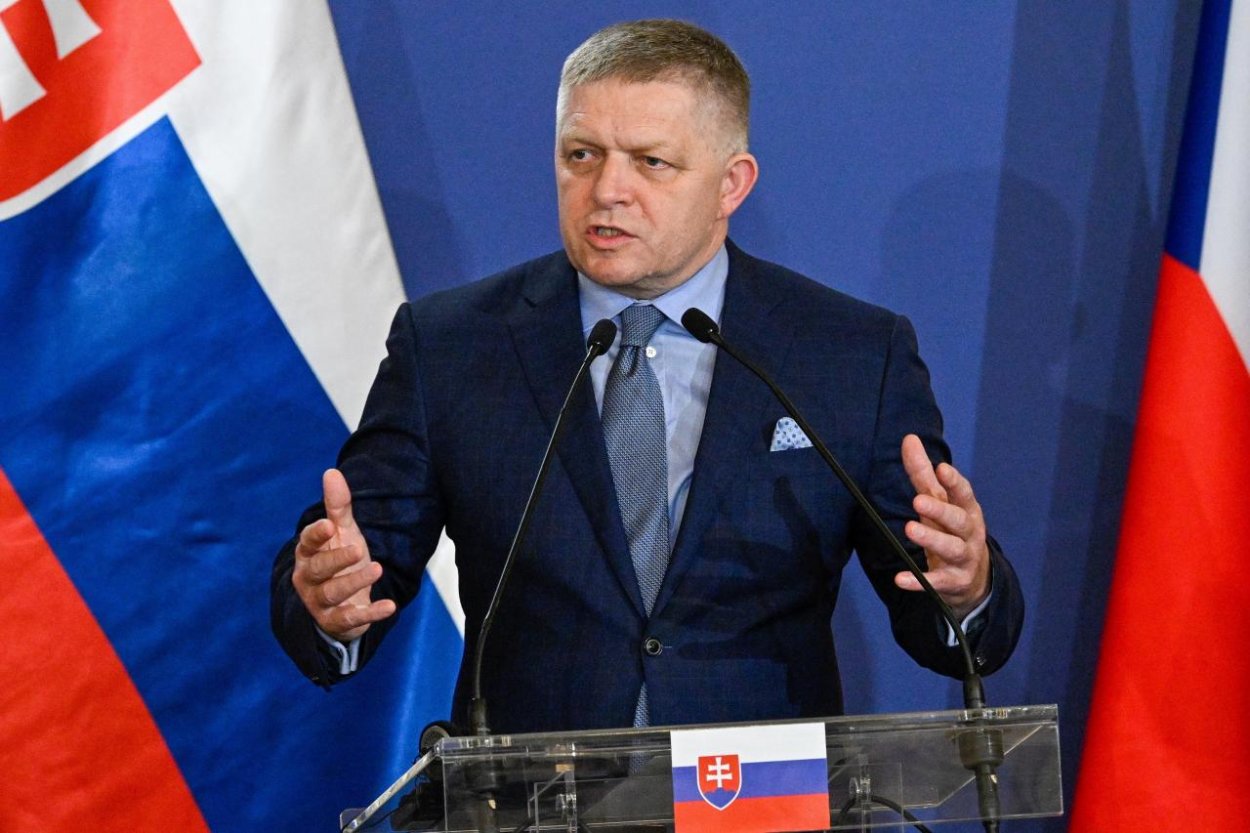 Fico oznámil, že vláda pomôže obciam a mestám postihnutých vyčíňaním počasia