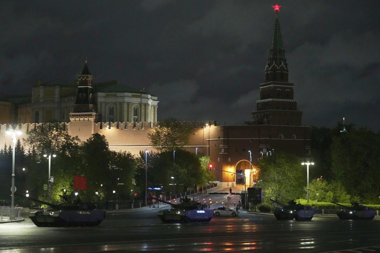 Rusko: Novinárka ušla z domáceho väzenia do Francúzska