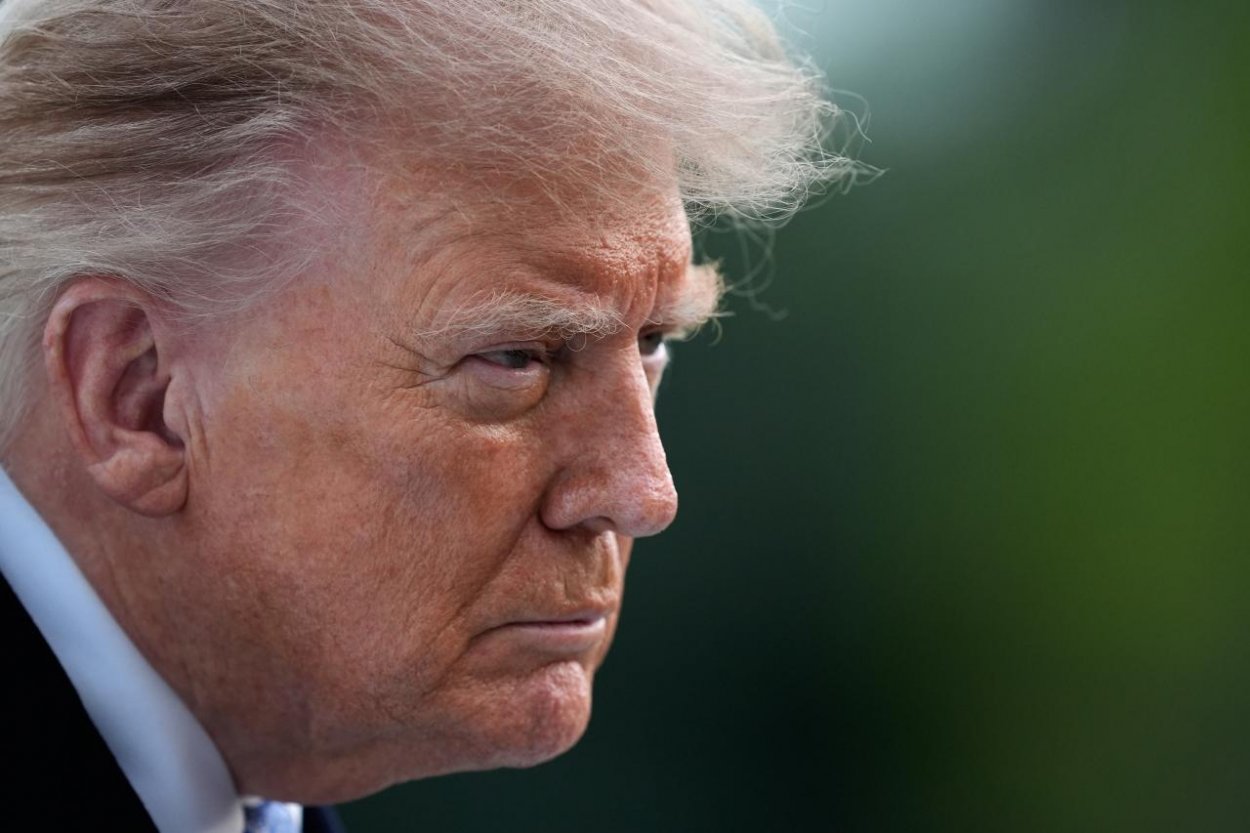 Trump musí CNN, MS NOW a Politicu obnoviť prístup do Bieleho domu, rozhodol súd