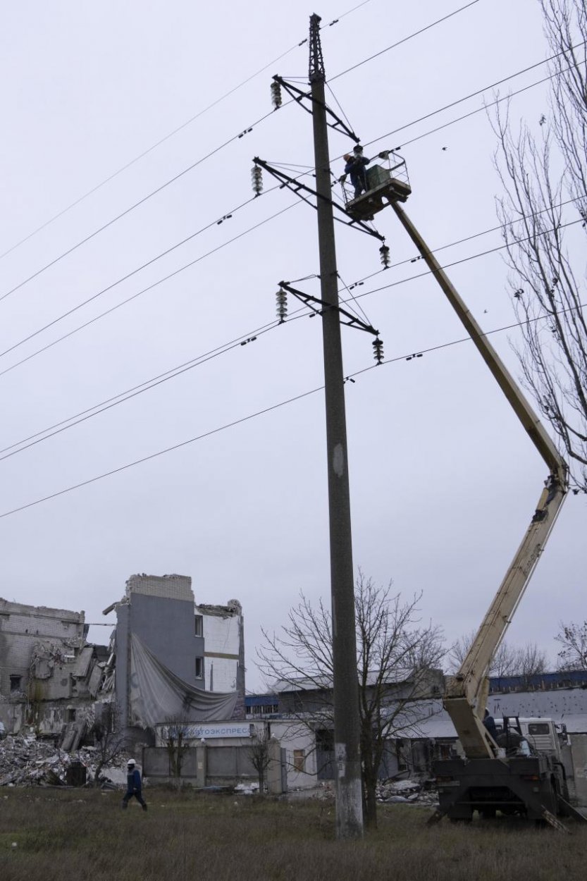 Ukrajina ONLINE: V Chersone sa výrazne zlepšili dodávky elektriny
